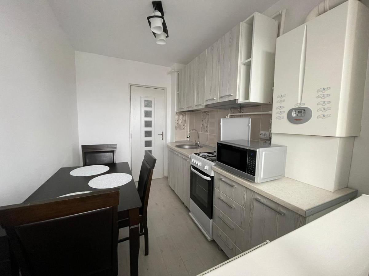 Elite Apartment Targoviste Exteriör bild