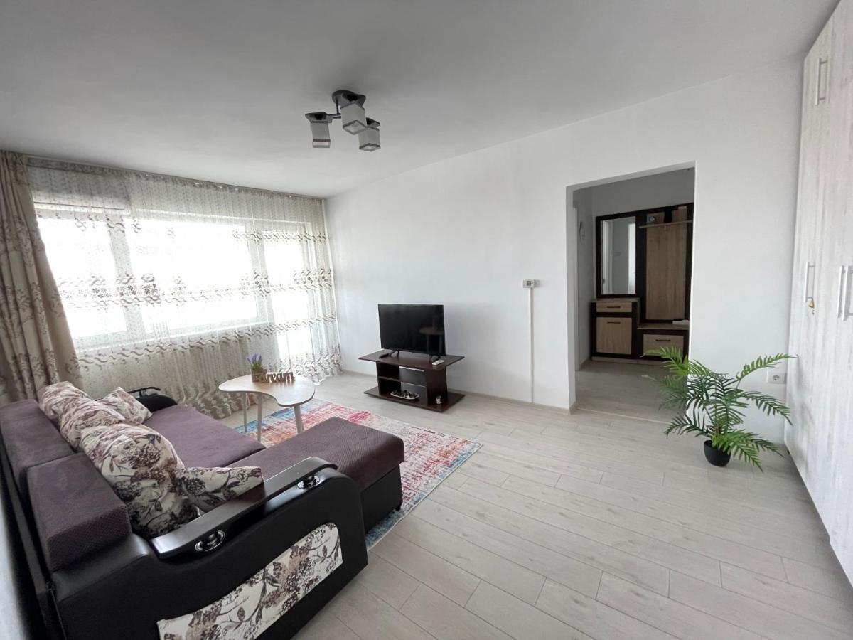 Elite Apartment Targoviste Exteriör bild